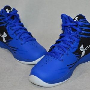 Under Armour Boys Mid Basketball Shoe Size 13